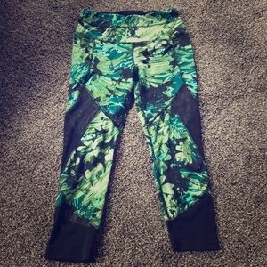 Workout capris